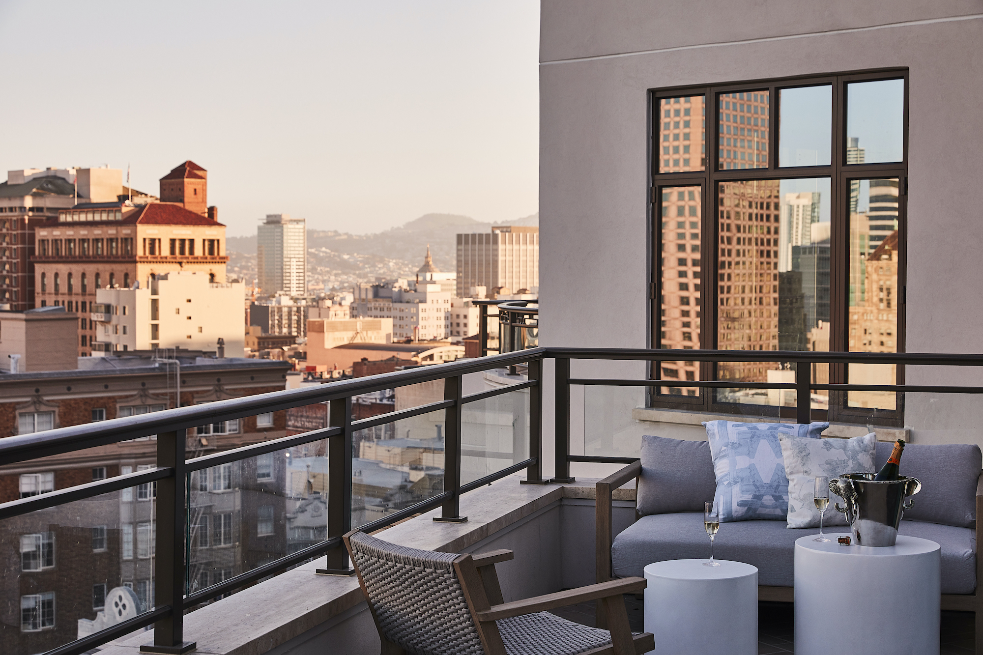 Synergi - Crescent Nob Hill at 875 California