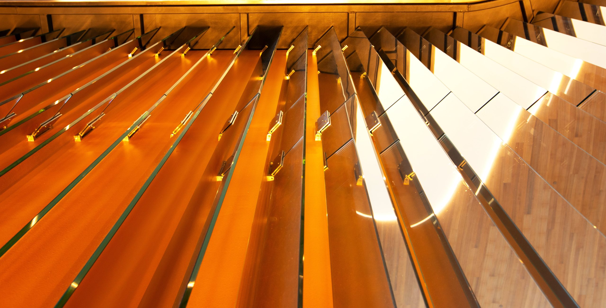 capital-one-world-headquarters-tysons-va-feature-stairs-synergi